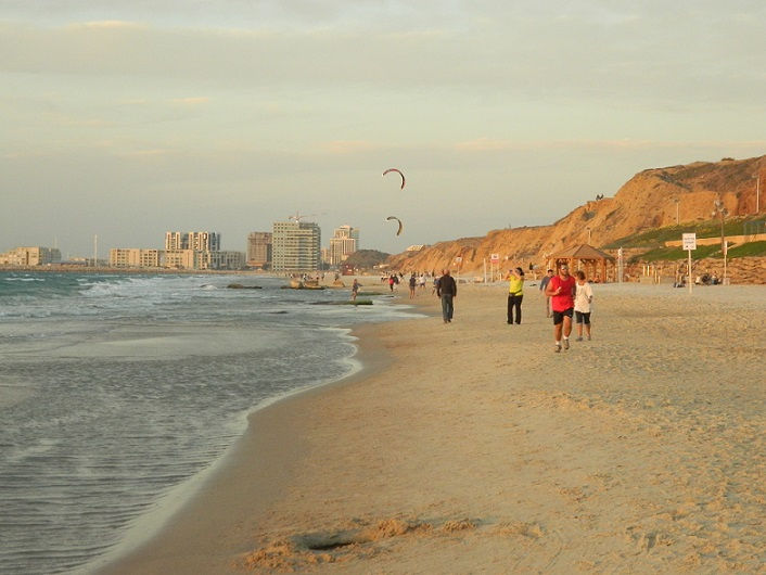 The_cliff_beach_tel_aviv_1 the cliff beach tel aviv israel